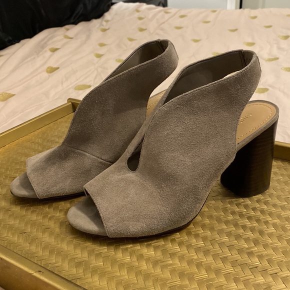 Gibson Latimer block wedge cow leather mules - Picture 2 of 5